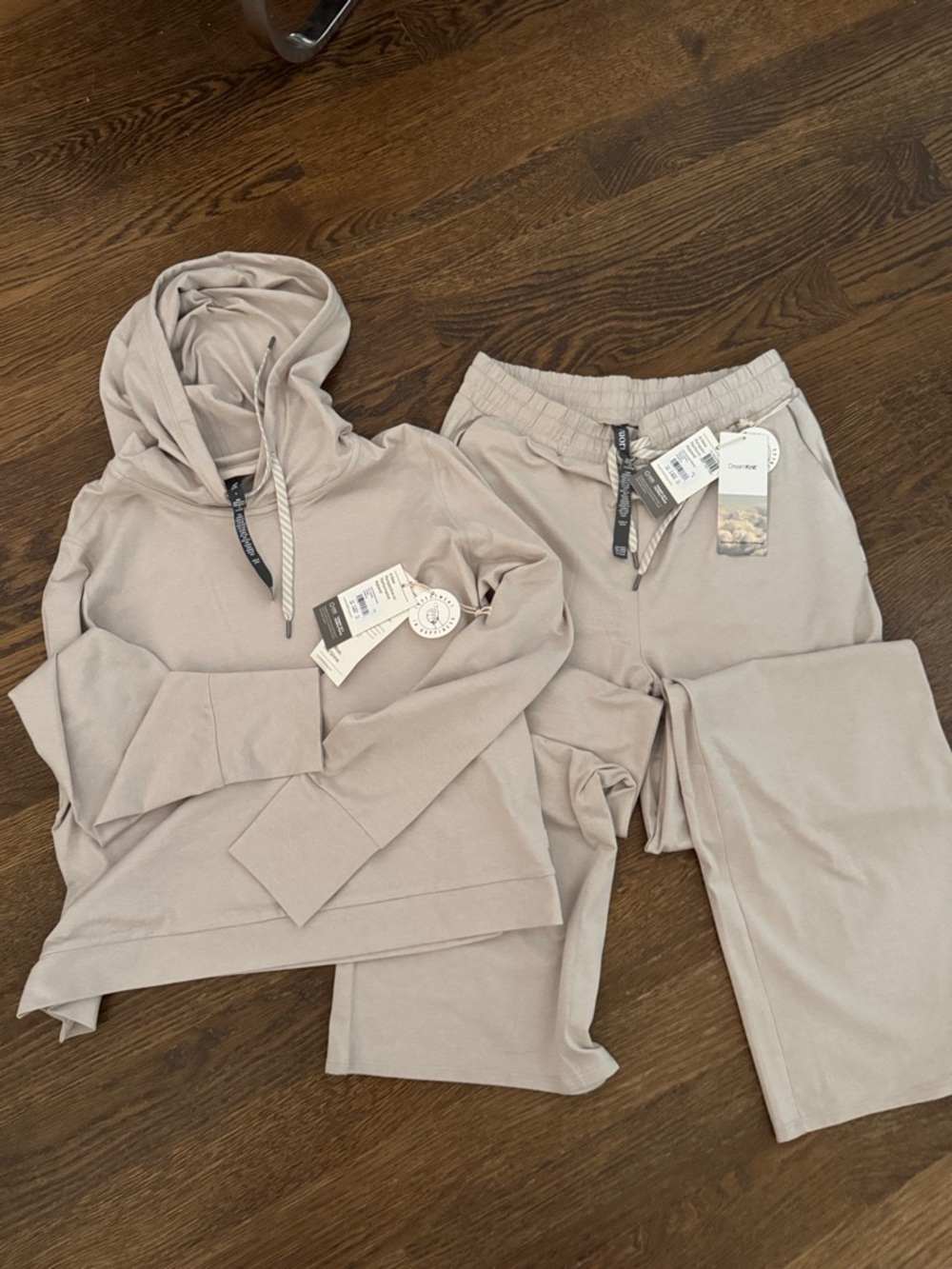 Vuori Women's Track Pants & Hoodie Set in Light Taupe